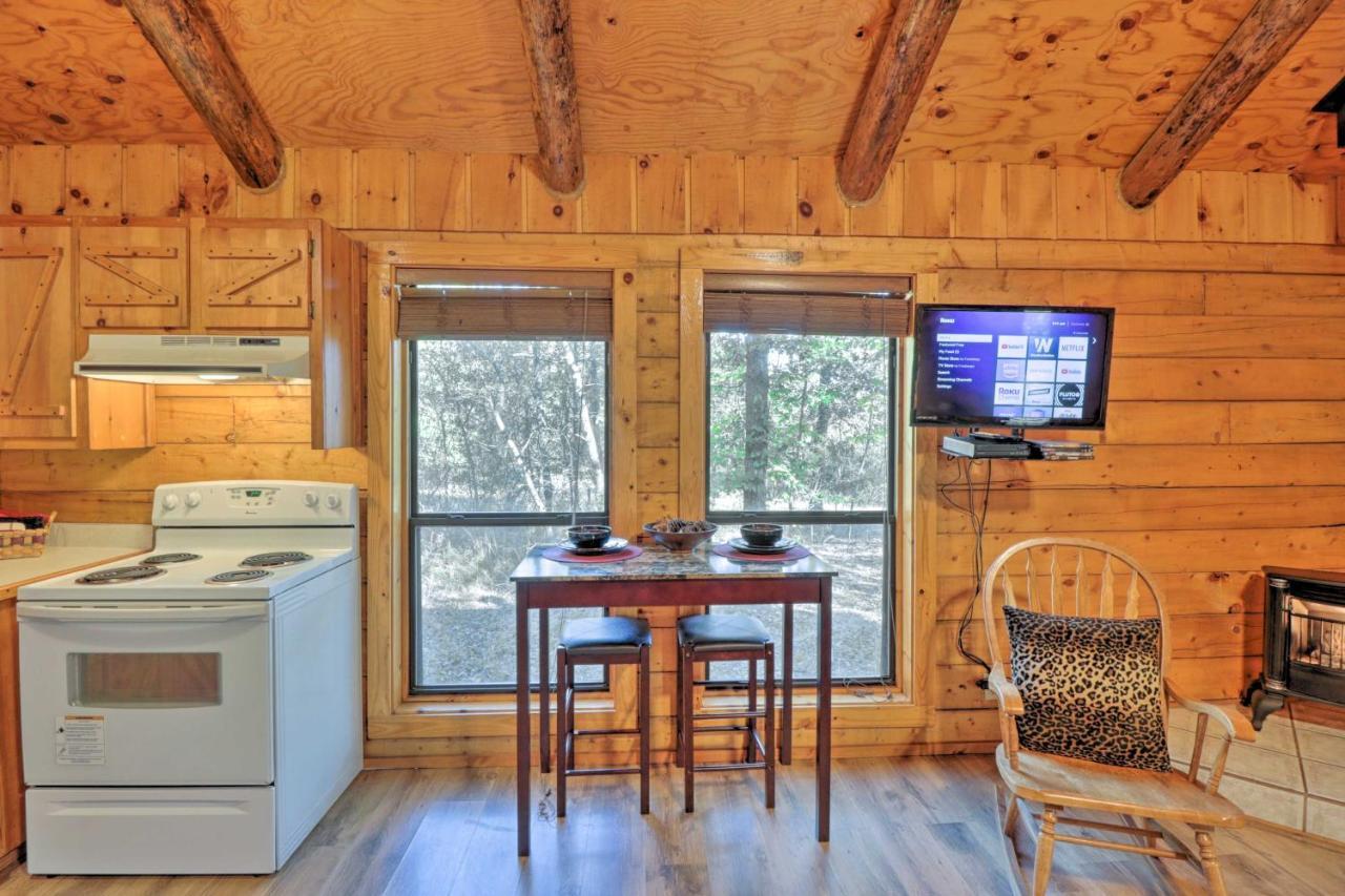 Broken Bow Cabin With Hot Tub And Bbq - 4 Mi To Lake! Stephens Gap Eksteriør billede