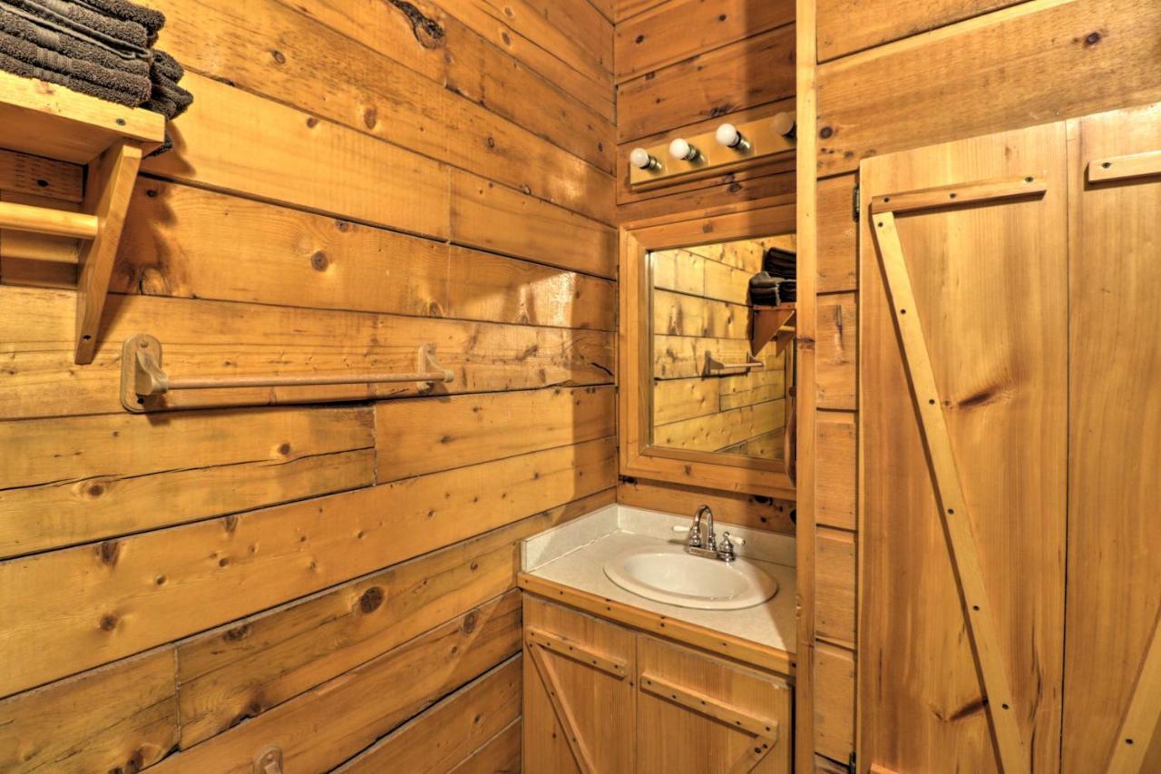 Broken Bow Cabin With Hot Tub And Bbq - 4 Mi To Lake! Stephens Gap Eksteriør billede